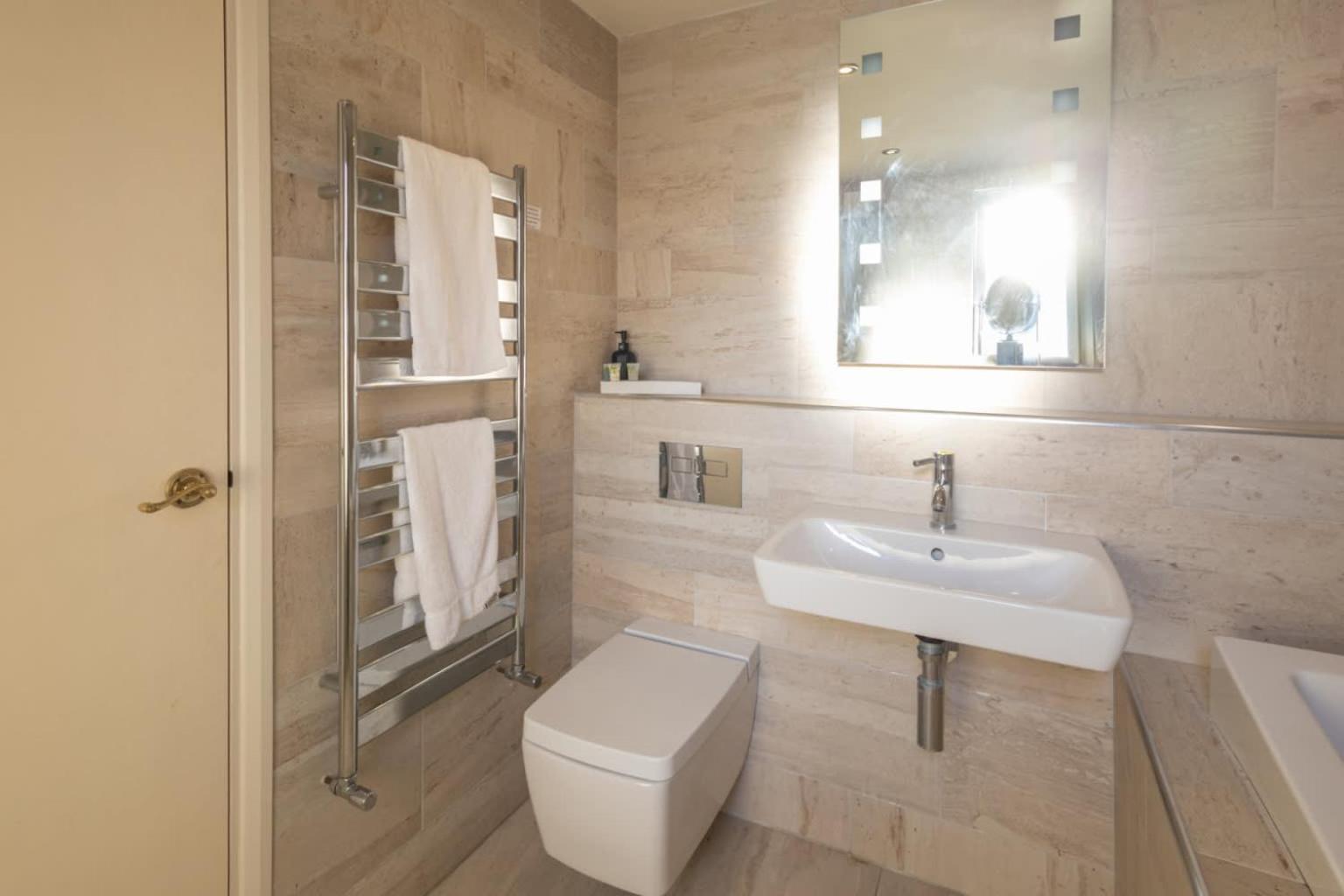 Host & Stay - The Raven Hotel Much Wenlock Quarto foto